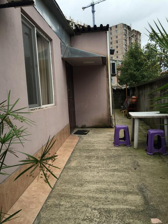 Angisa Apartment Batoumi Extérieur photo
