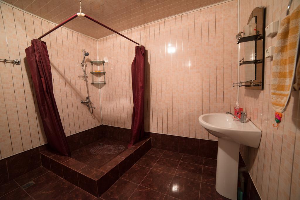 Angisa Apartment Batoumi Extérieur photo