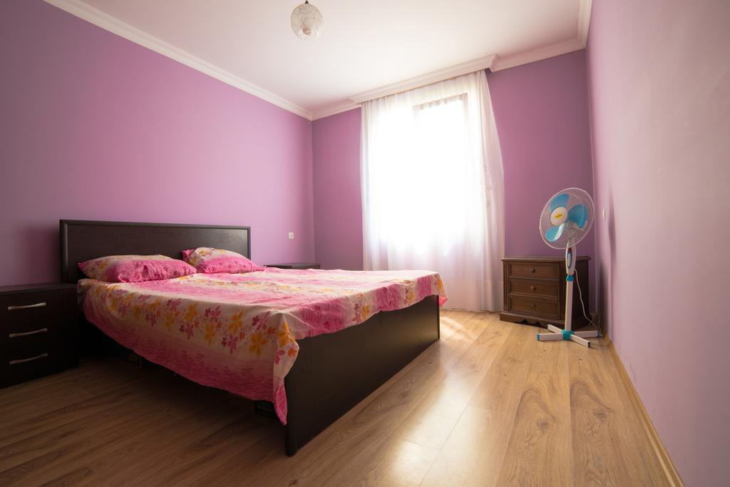 Angisa Apartment Batoumi Extérieur photo